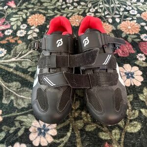 SIZE 8 PELOTON CYCLING SHOES